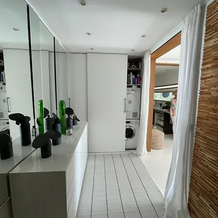 Brand New 2 Bedroom In Sea View Terrasse & Parking - Benakey *