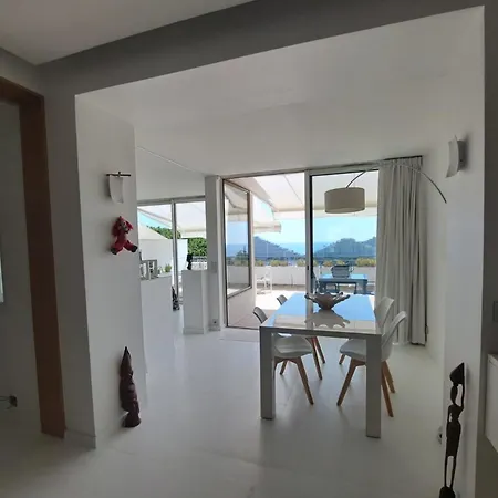 Brand New 2 Bedroom In Sea View Terrasse & Parking - Benakey *