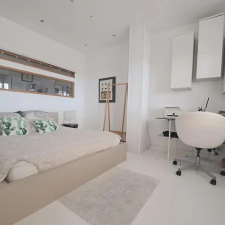 Holiday home Brand New 2 Bedroom In Sea View Terrasse & Parking - Benakey