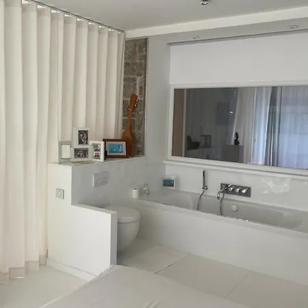Brand New 2 Bedroom In Sea View Terrasse & Parking - Benakey Holiday home